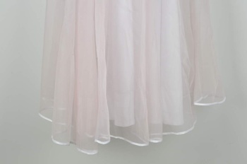 Svatební šaty růžové na ramínka