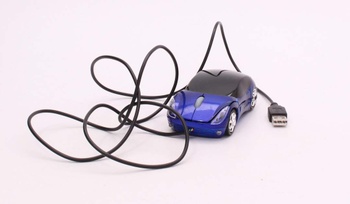 Optická myš ve tvaru auta