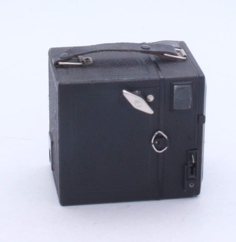 Starožitný fotoaparát Zeiss Ikon Box Tengo