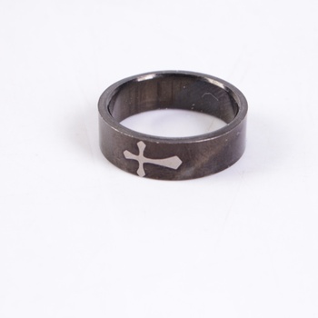 Ocelový prsten tmavý s křížkem