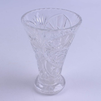 Broušená váza s geometrickými vzory