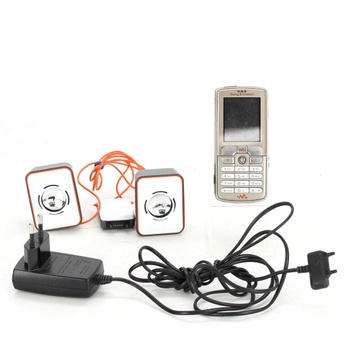 Mobilní telefon Sony Ericsson W700i