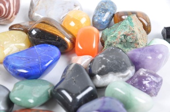 Kameny různobarevné 34 kusů