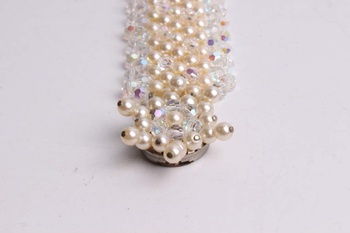 Náhrdelník s perlami a korálky
