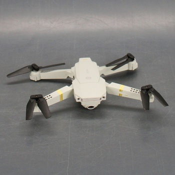 Dron Eachine e58 pro na ovládání