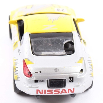 Model závodního auta Nissan 350Z