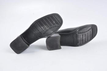 Dámské boty černé na nízkém podpatku