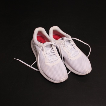 Dámské běžecké boty Nike Tanjun bílé, vel.43