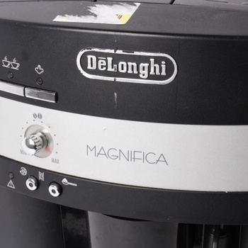 Kávovar DeLonghi ESAM 3000 B Magnifica černý