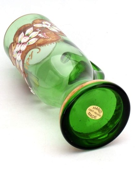 Skleněný zelený pohár ručně malovaný