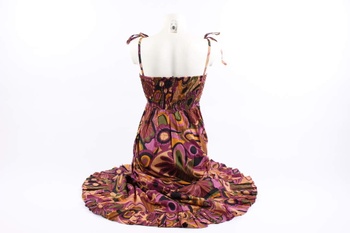 Dámské šaty na ramínka s abstraktním vzorem