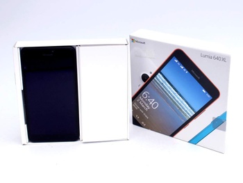 Mobilní telefon Nokia Lumia 640 XL Dual SIM