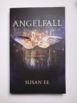 Susan Ee: Angelfall