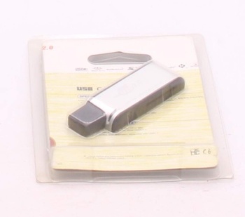 Čtečka paměťových karet USB 2.0