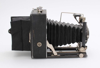 Historický fotoaparát Zeiss Ikon Compur