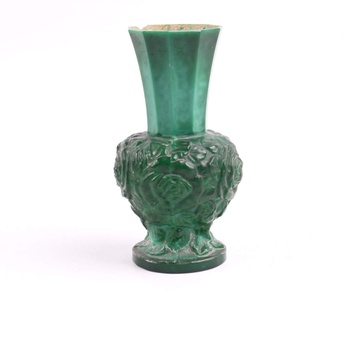 Váza skleněná zelená 13 cm vysoká