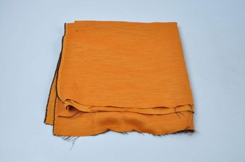 Látka oranžová víceúčelová 140 x 66 cm
