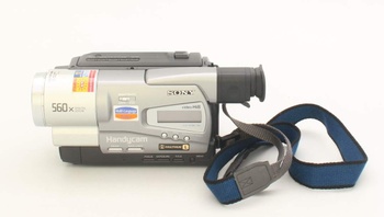 Digitální kamera Sony CCD-TR728E