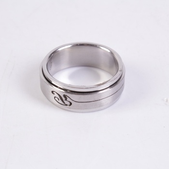 Ocelový prsten s písmenem R