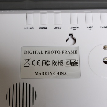 Digitální fotorámeček bílé barvy