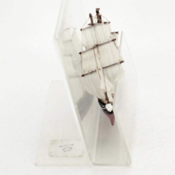 Model lodi: Plachetnice  