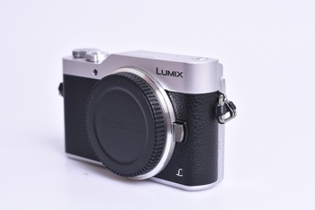 Fotoaparát Panasonic Lumix DC-GX800 tělo