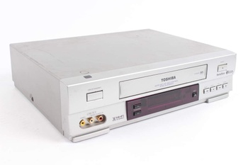 VHS rekordér Toshiba V740EG