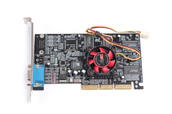 Grafická karta Inno3D GeForce2 MX400