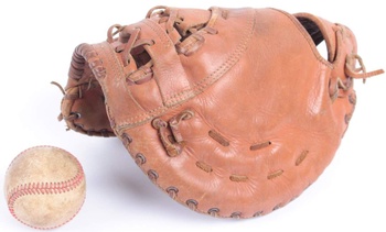 Basebalová rukavice Batos 184 a míček