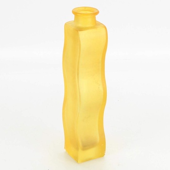 Skleněná váza žlutá tvarovaná