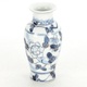 Váza bílo modrá vysoká 13 cm