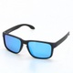 Černé sluneční brýle s modrými skly